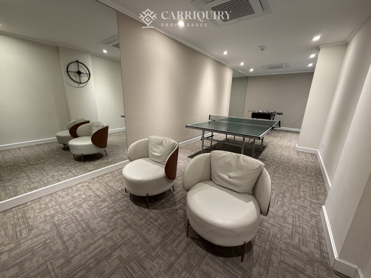 Apartamento ID.10039 - DEPARTAMENTO MODERNO FRENTE AL MAR U$S 380.000 