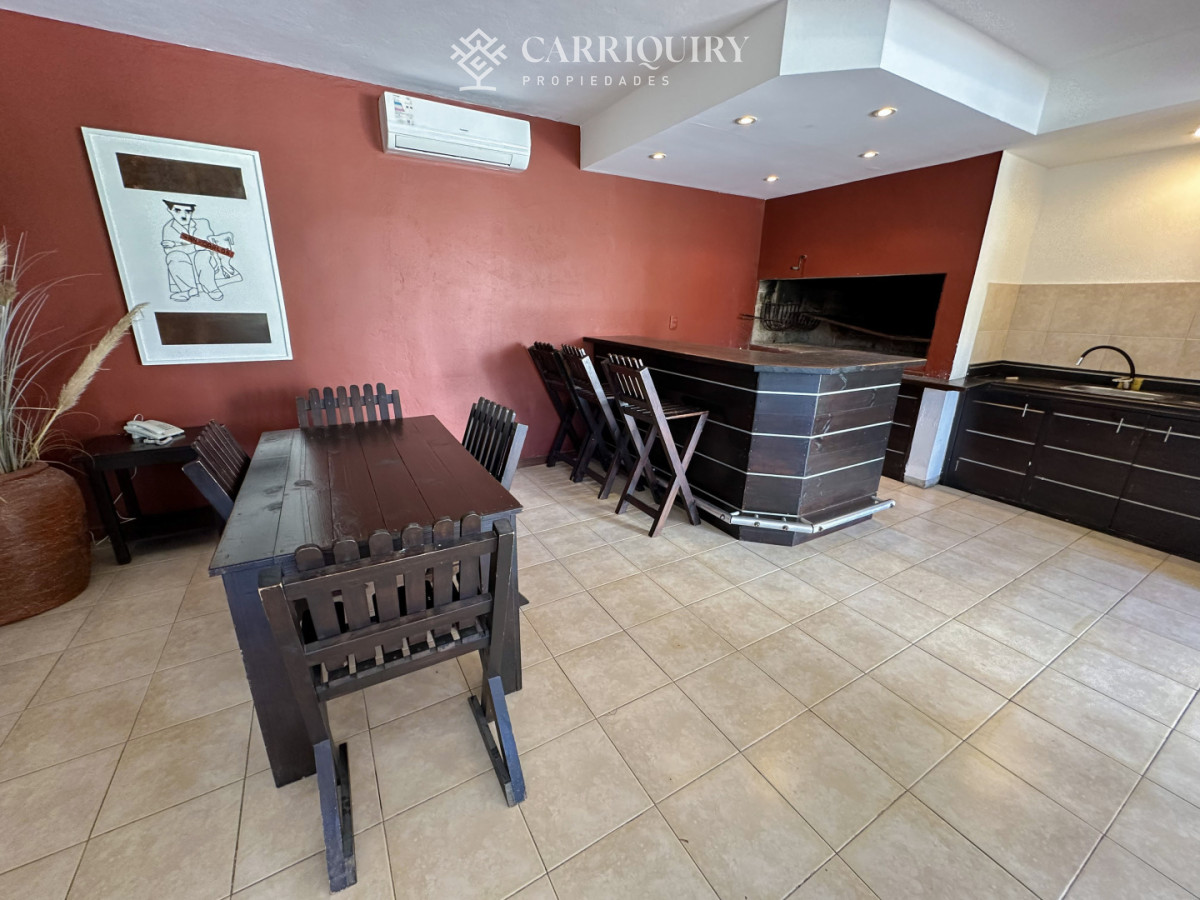Apartamento ID.10030/APARTAMENTO-EN-ALQUILER-TEMPORARIO-1-DORMITORIO-Y-MEDIO-PLAYA-MANSA-FRENTE-AL-MAR-CRUCEROS-3-A-ESTRENAR - Pent House en primera linea de Playa Mansa
