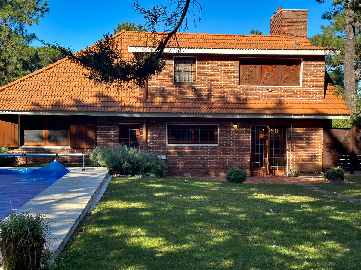 Hermosa casa pronta para comenzar a disfrutar a metros del mar 