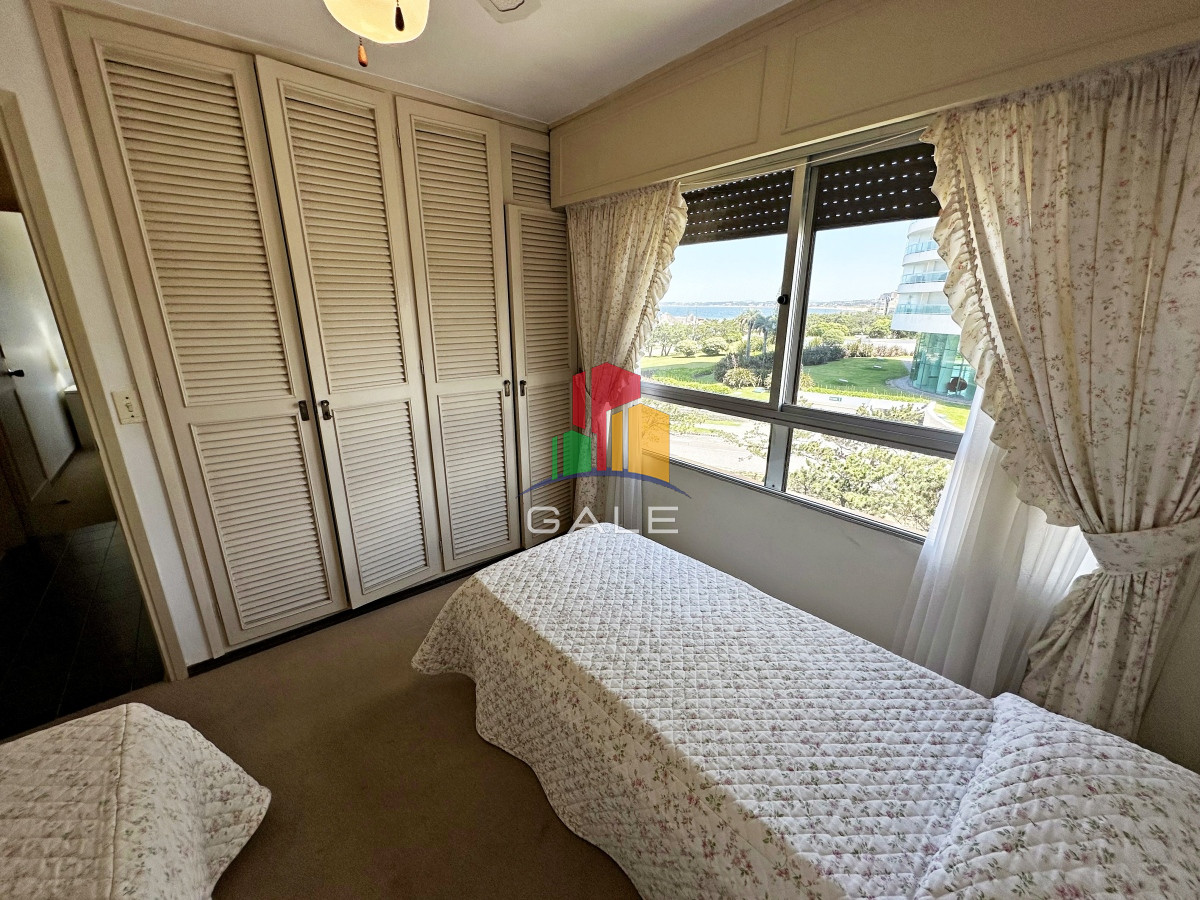 Apartamento ID.1795 - NUEVO INGRESO! Mansa frente al mar con inmejorables vistas