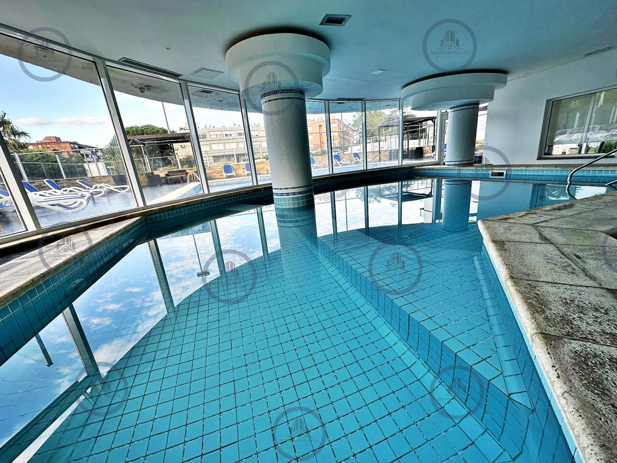 Apartamento ID.2039 - Apartamento de 2 Dormitorios, Vista al Mar y Parrillero en Playa Mansa