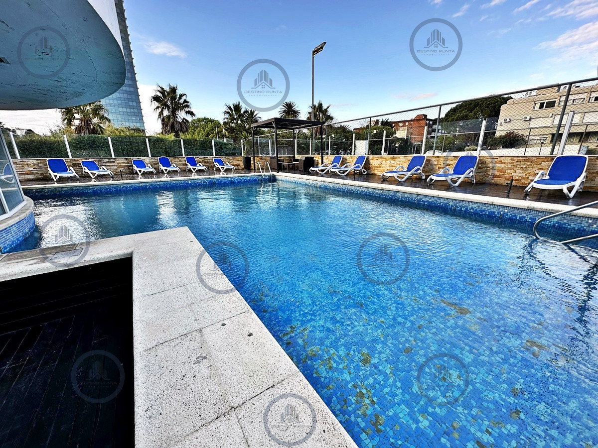 Apartamento ID.2039 - Apartamento de 2 Dormitorios, Vista al Mar y Parrillero en Playa Mansa