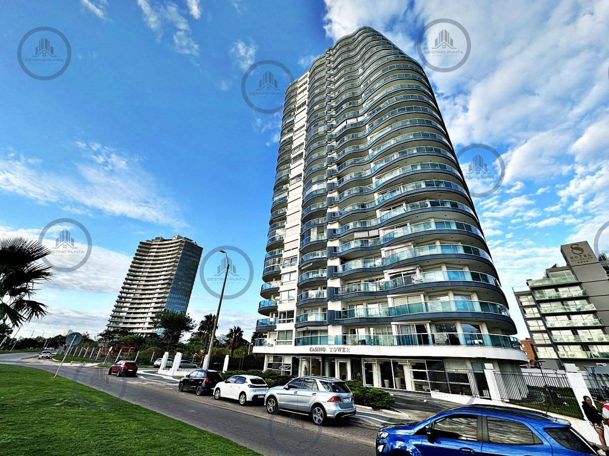 Apartamento ID.2039 - Apartamento de 2 Dormitorios, Vista al Mar y Parrillero en Playa Mansa