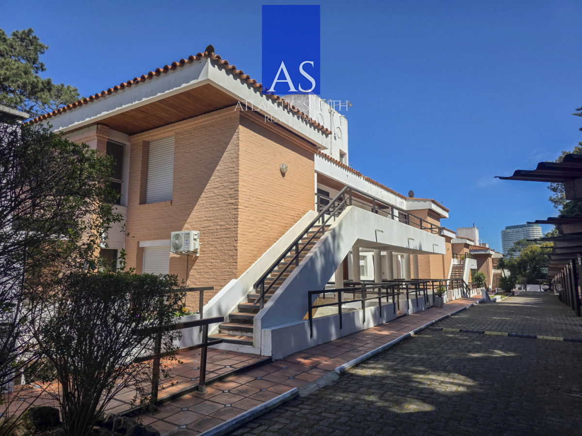 Apartamento ID.5178 - Apartamento en zona residencial de Playa Mansa