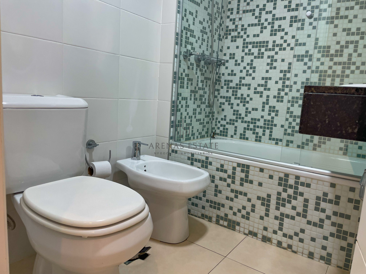 Apartamento ID.3031 - Departamento en zona mansa, 3 dormitorios U$S 269.000
