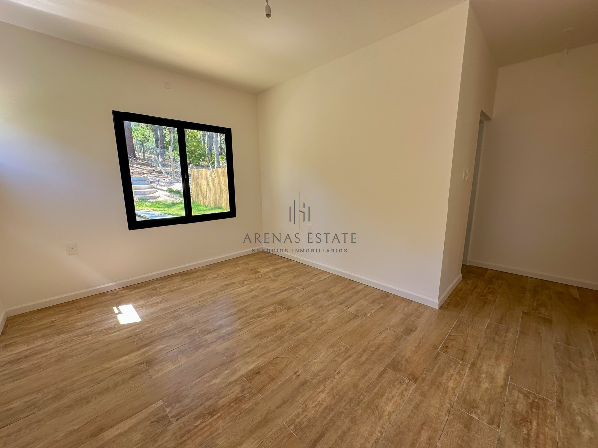 Casa ID.3822 - Casas a estrenar en Laguna del Sauce. Punta del Este