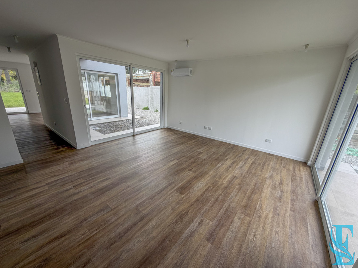 Casa ID.966 - Casa a Estrenar de 3 Dormitorios en Jardines de Córdoba