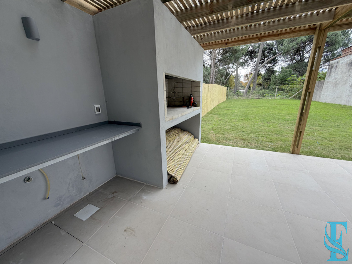 Casa ID.966 - Casa a Estrenar de 3 Dormitorios en Jardines de Córdoba