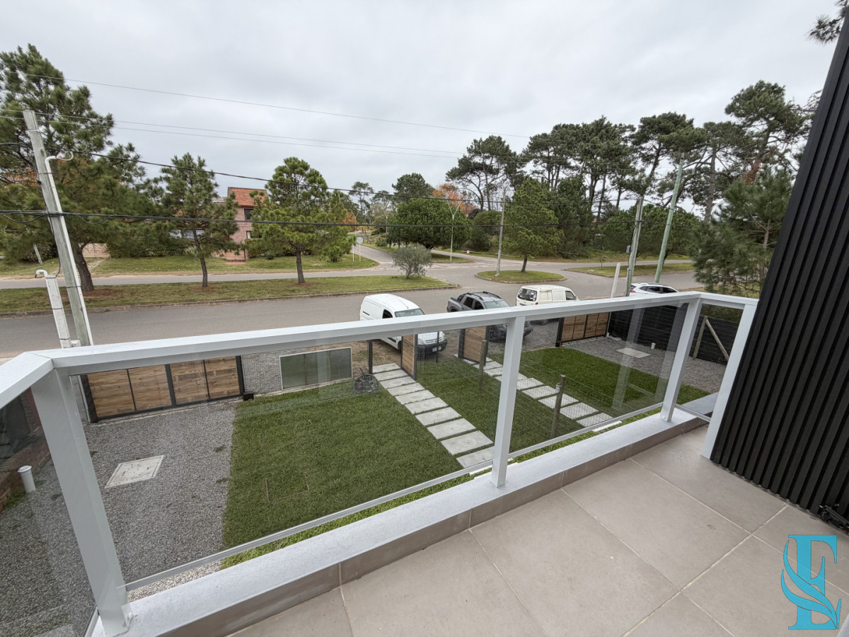 Casa ID.966 - Casa a Estrenar de 3 Dormitorios en Jardines de Córdoba