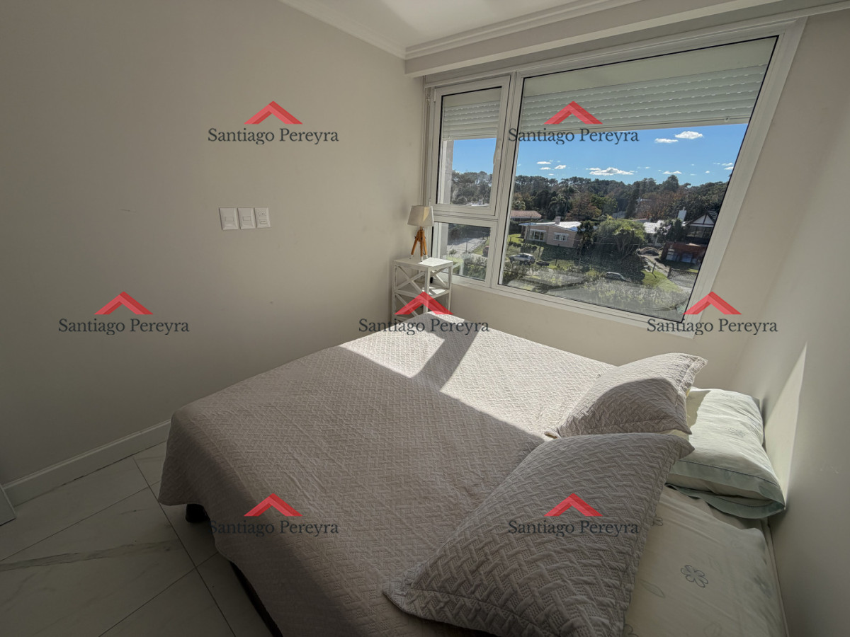 Apartamento ID.17161 - DEPARTAMENTO MODERNO FRENTE AL MAR - CRUCEROS III