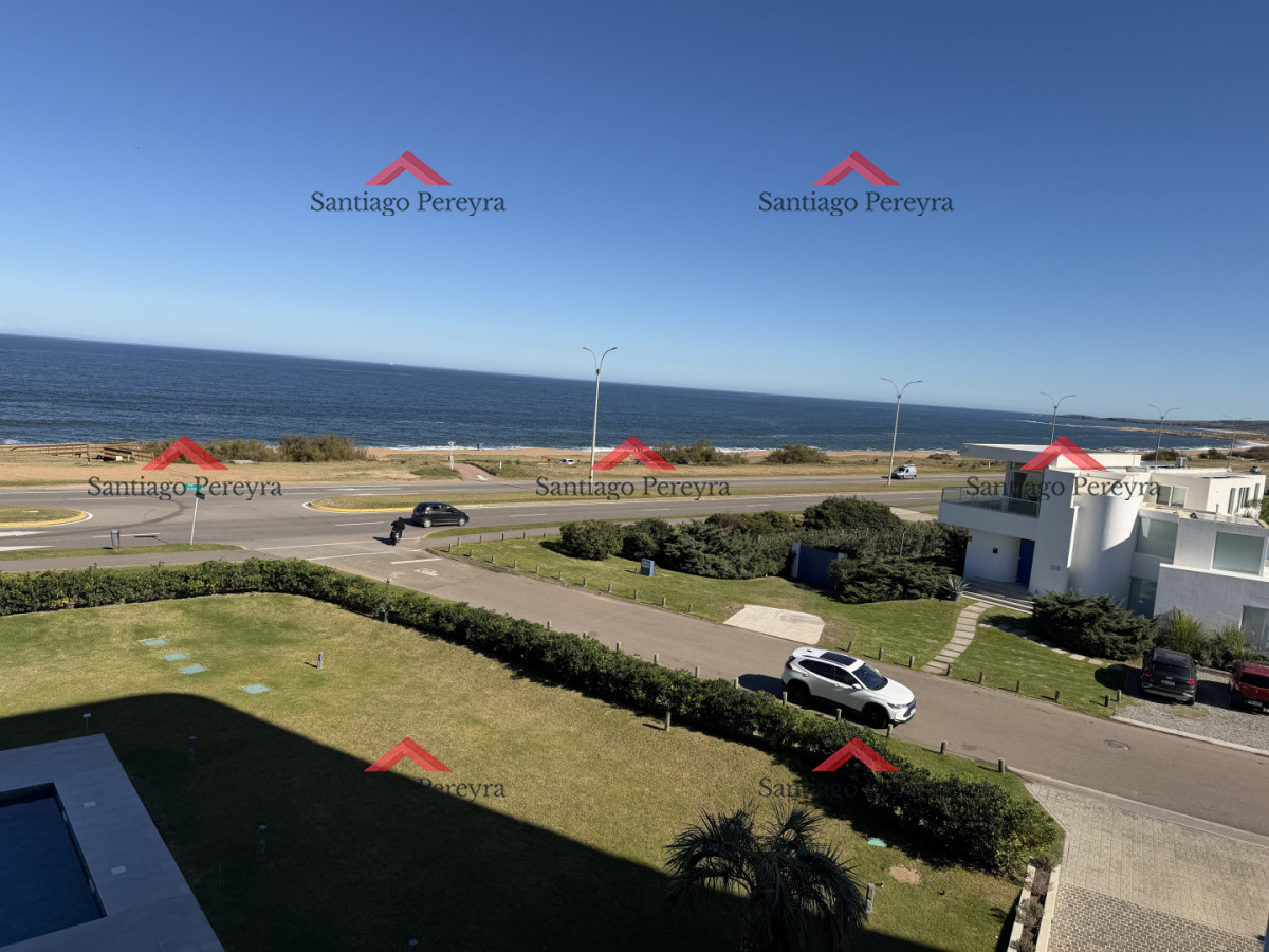 Apartamento ID.17161 - DEPARTAMENTO MODERNO FRENTE AL MAR - CRUCEROS III