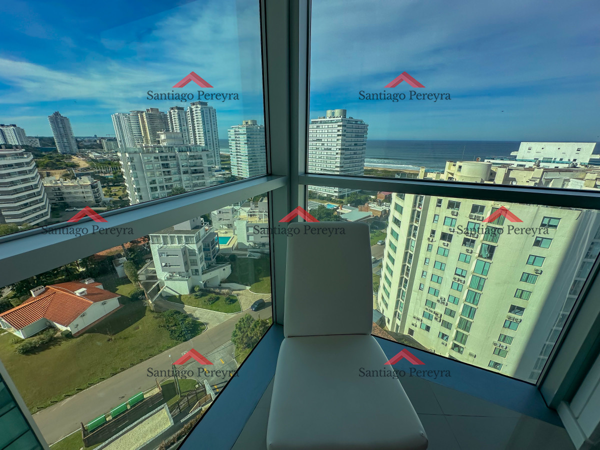 Apartamento ID.16580 - Hermoso piso alto en Wind Tower!