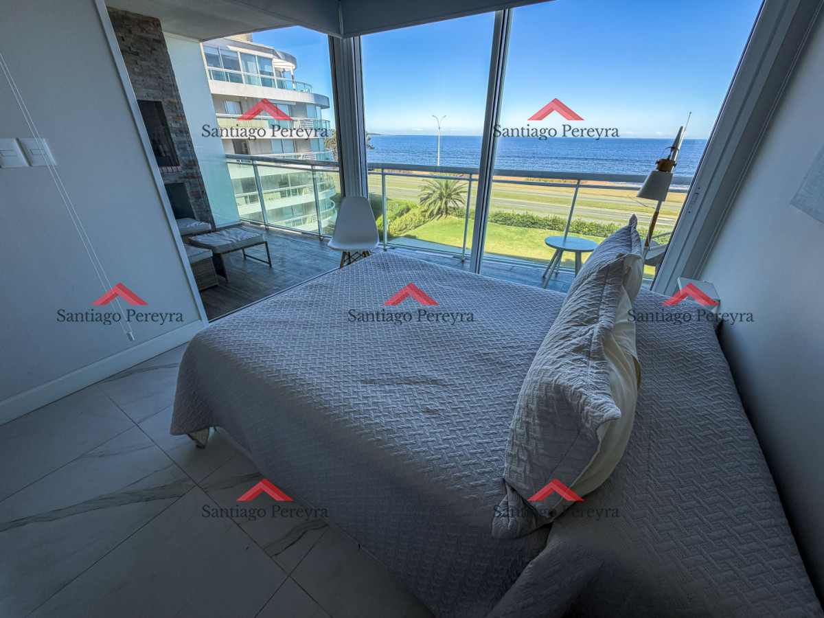 Apartamento ID.17161 - DEPARTAMENTO MODERNO FRENTE AL MAR - CRUCEROS III