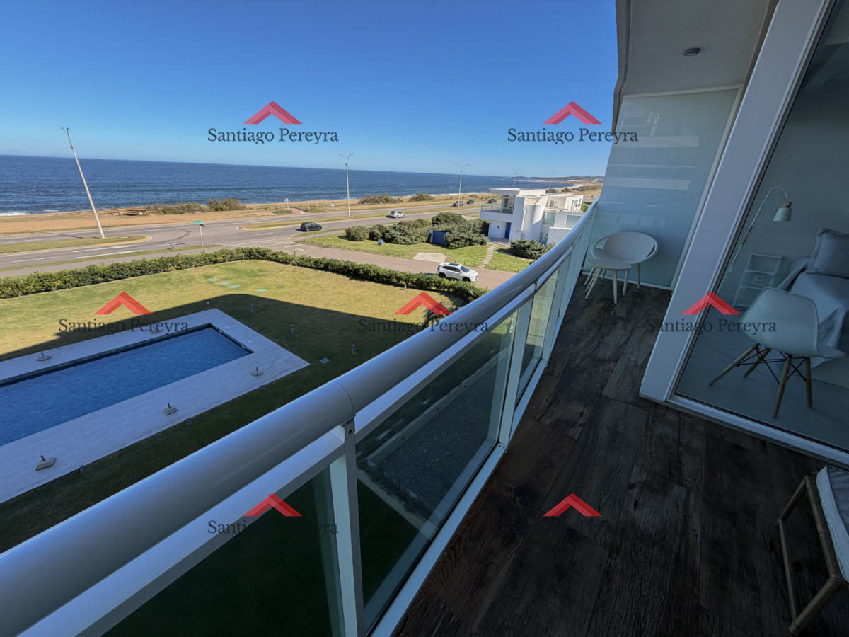 Apartamento ID.17161 - DEPARTAMENTO MODERNO FRENTE AL MAR - CRUCEROS III