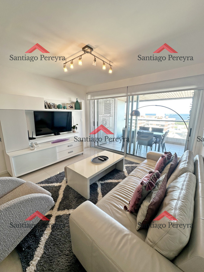Apartamento ID.16427 - Departamento en excelente estado con vistas al mar