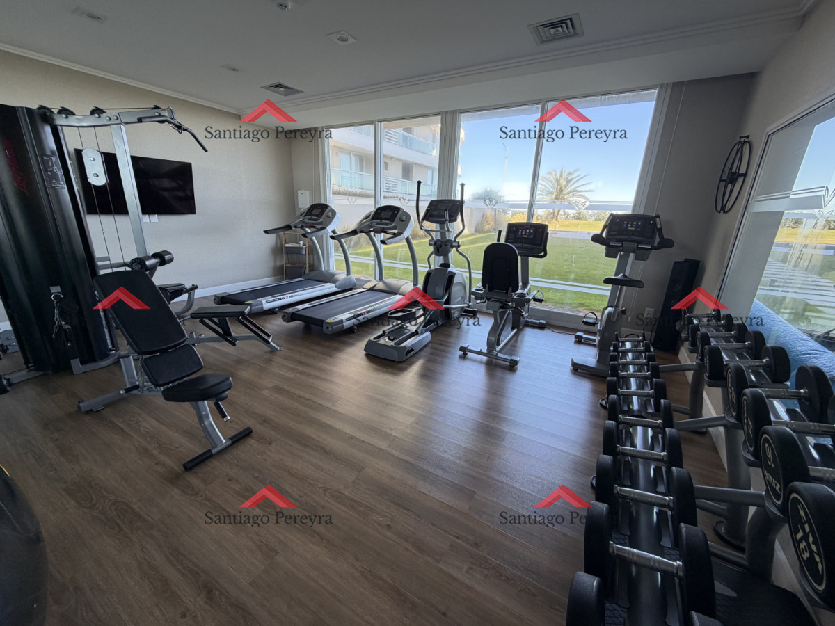 Apartamento ID.17161 - DEPARTAMENTO MODERNO FRENTE AL MAR - CRUCEROS III