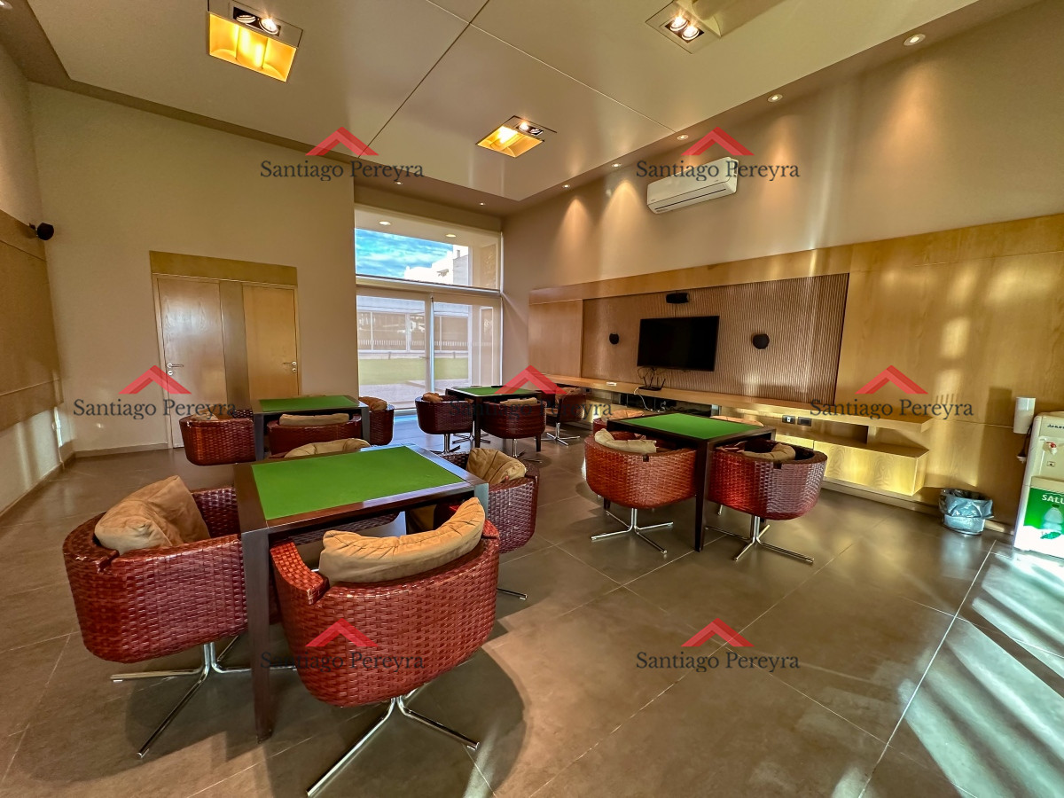 Apartamento ID.16858 - Gala Tower. Pda 4, exclusivo departamento a solo pasos del Mar en Playa Mansa.