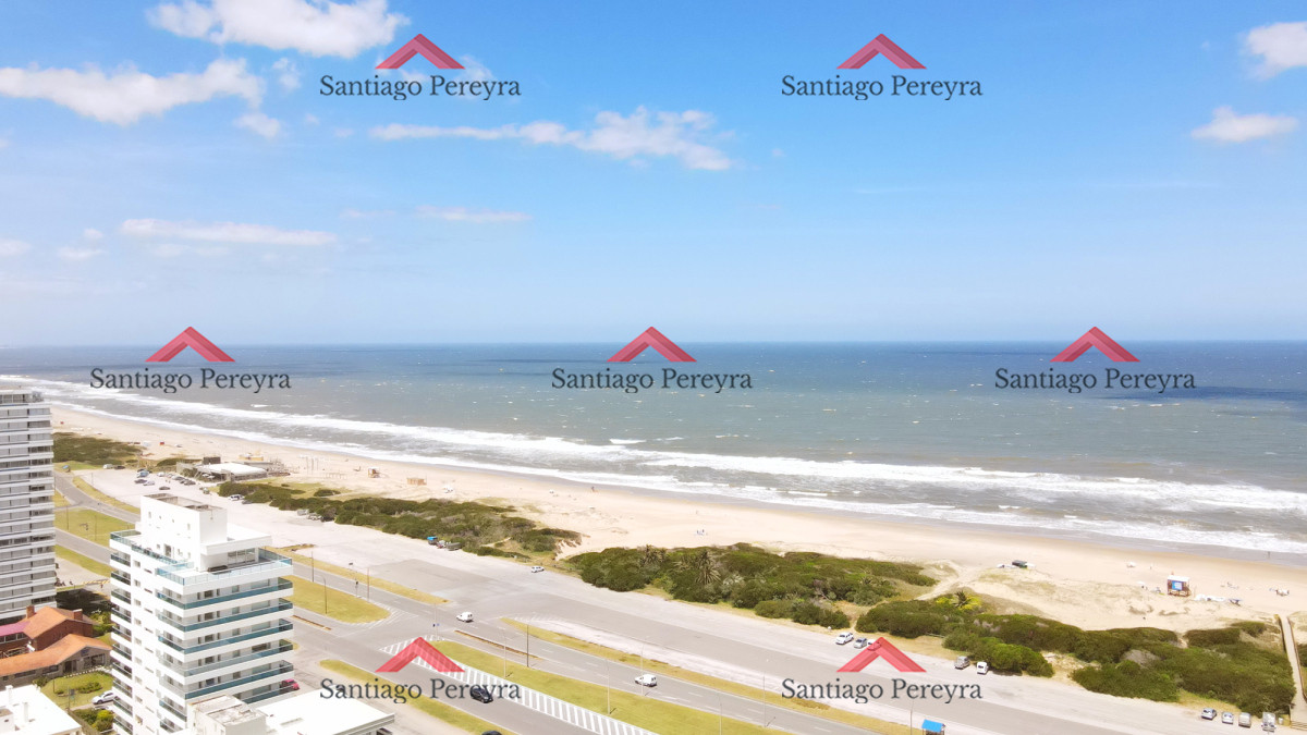 Apartamento ID.16427 - Departamento en excelente estado con vistas al mar
