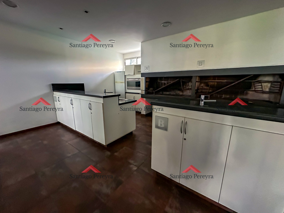 Apartamento ID.16858 - Gala Tower. Pda 4, exclusivo departamento a solo pasos del Mar en Playa Mansa.