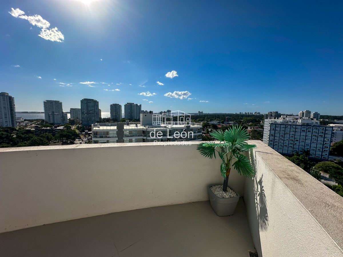 Apartamento ID.15242 - Exclusivo Penthouse con parrillero propio!!!