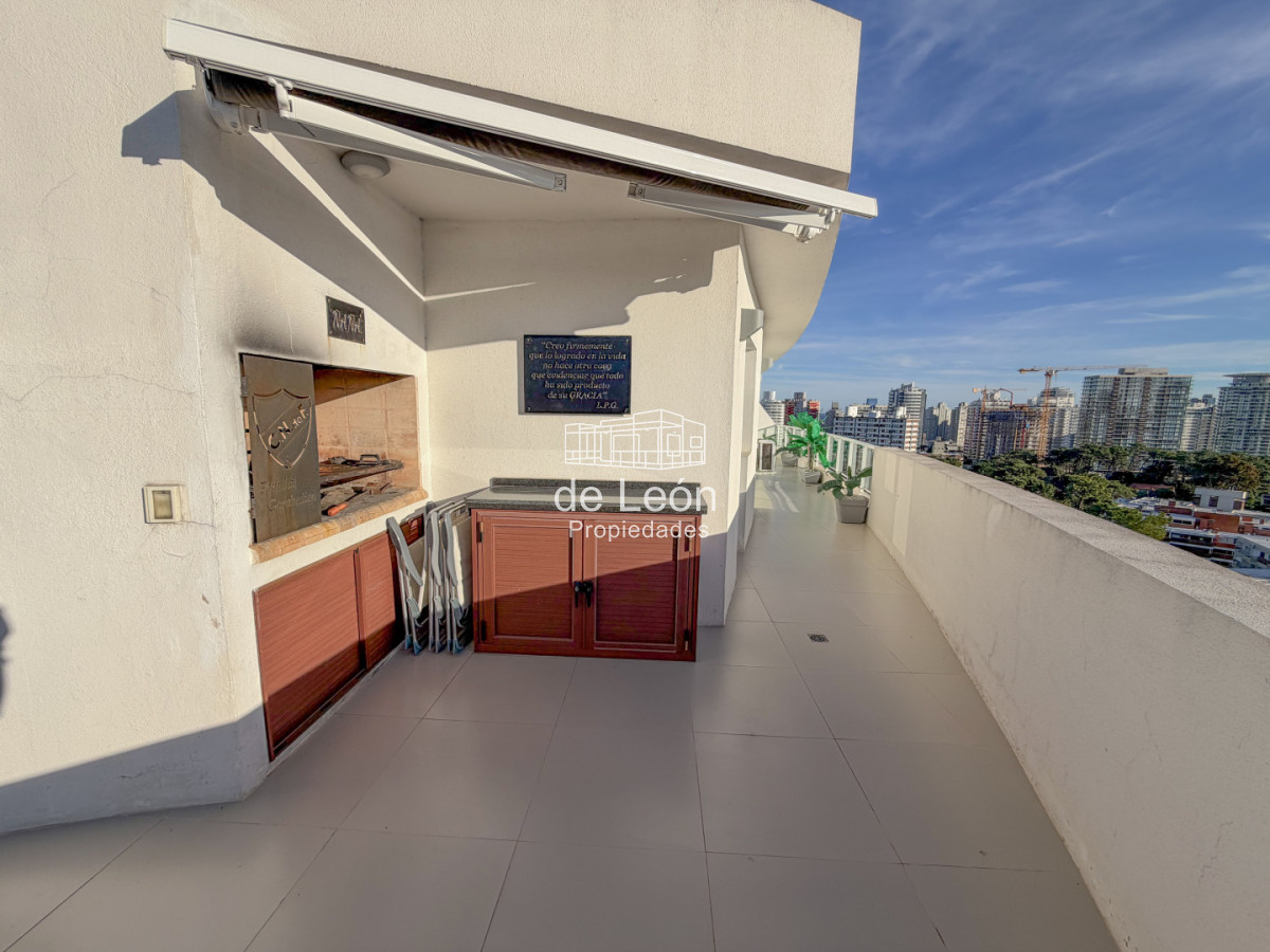 Apartamento ID.15242 - Exclusivo Penthouse con parrillero propio!!!