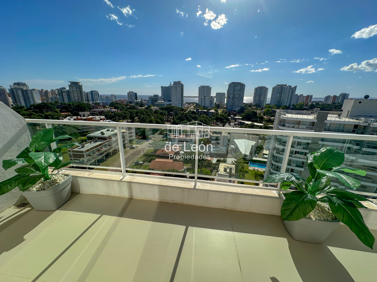 Apartamento ID.15242 - Exclusivo Penthouse con parrillero propio!!!