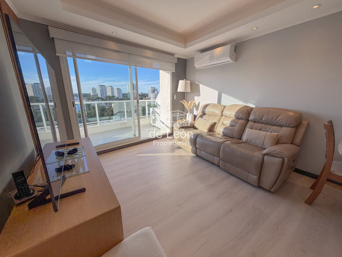 Apartamento ID.15242 - Exclusivo Penthouse con parrillero propio!!!