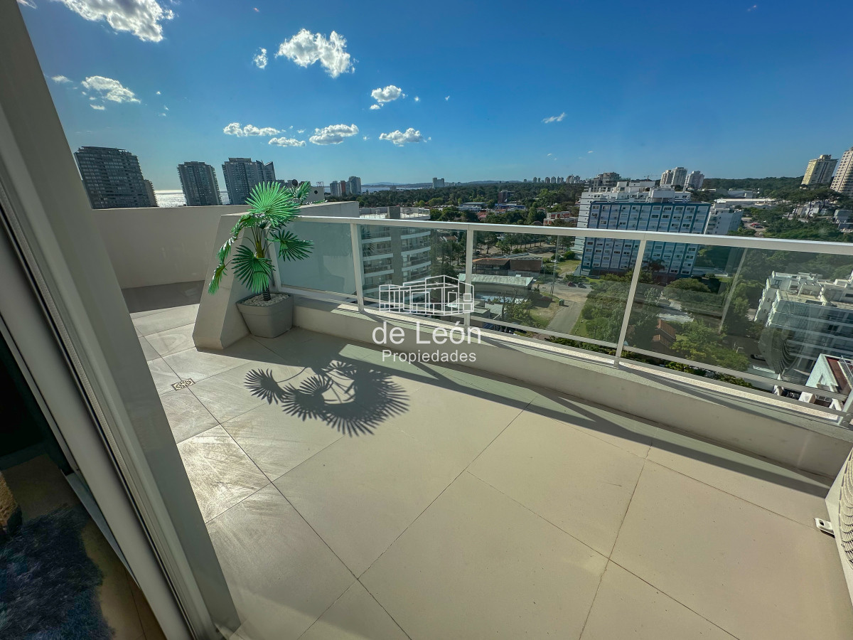 Apartamento ID.15242 - Exclusivo Penthouse con parrillero propio!!!