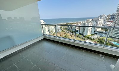 Departamento en Wind Tower Punta del Este.