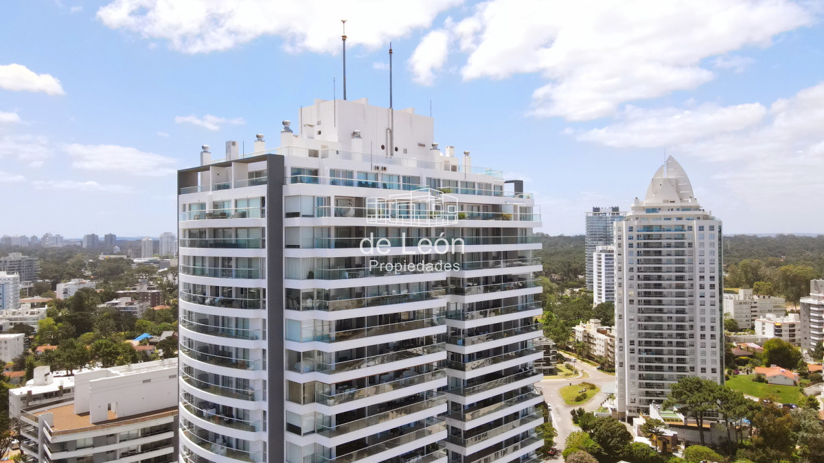 Apartamento ID.15244 - Departamento en excelente estado con vistas al mar
