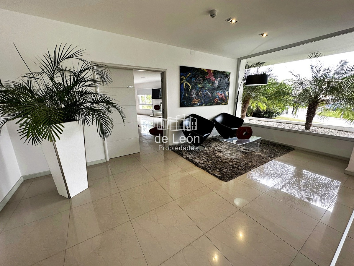 Apartamento ID.15242 - Exclusivo Penthouse con parrillero propio!!!