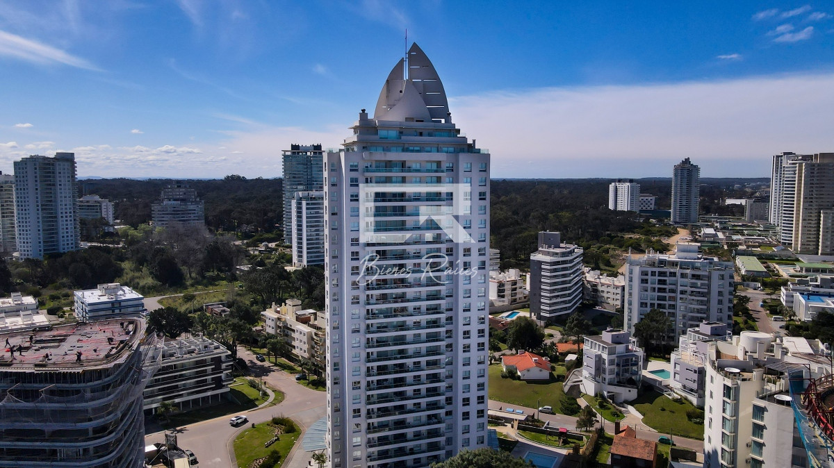 Apartamento ID.907 - Wind Tower de 2 dormitorios