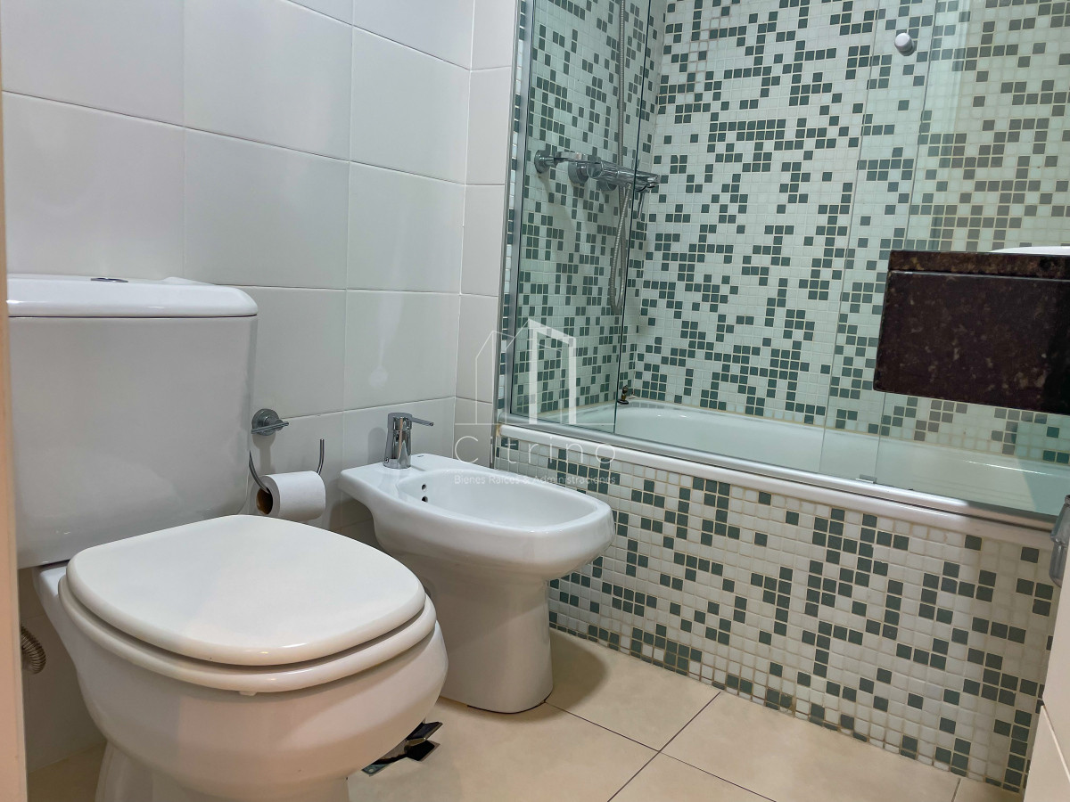 Apartamento ID.1323 - Departamento en zona mansa, 3 dormitorios U$S 269.000