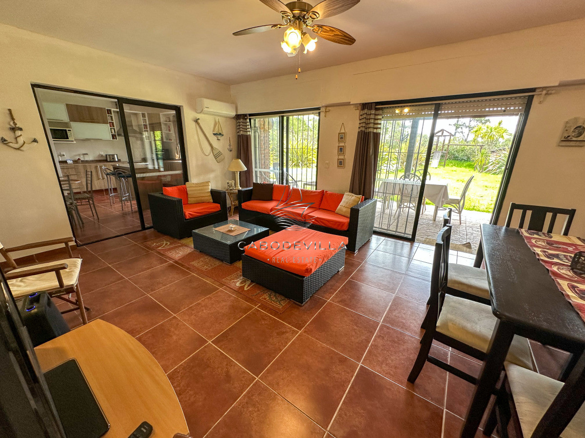 Casa ID.1179 -  Casa en venta en barrio Residencial de Punta del Este a pasos de todo!