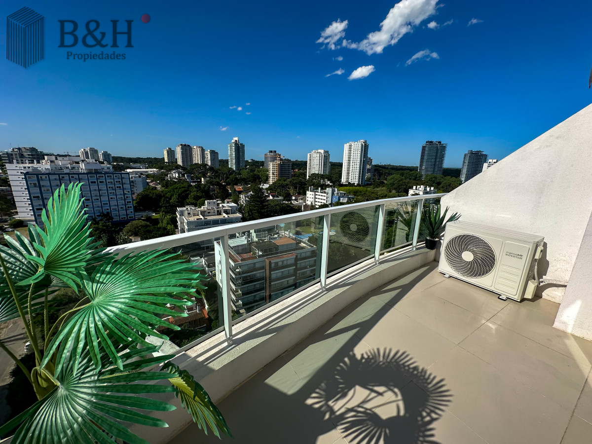Apartamento ID.7685 - Exclusivo Penthouse con parrillero propio!!!