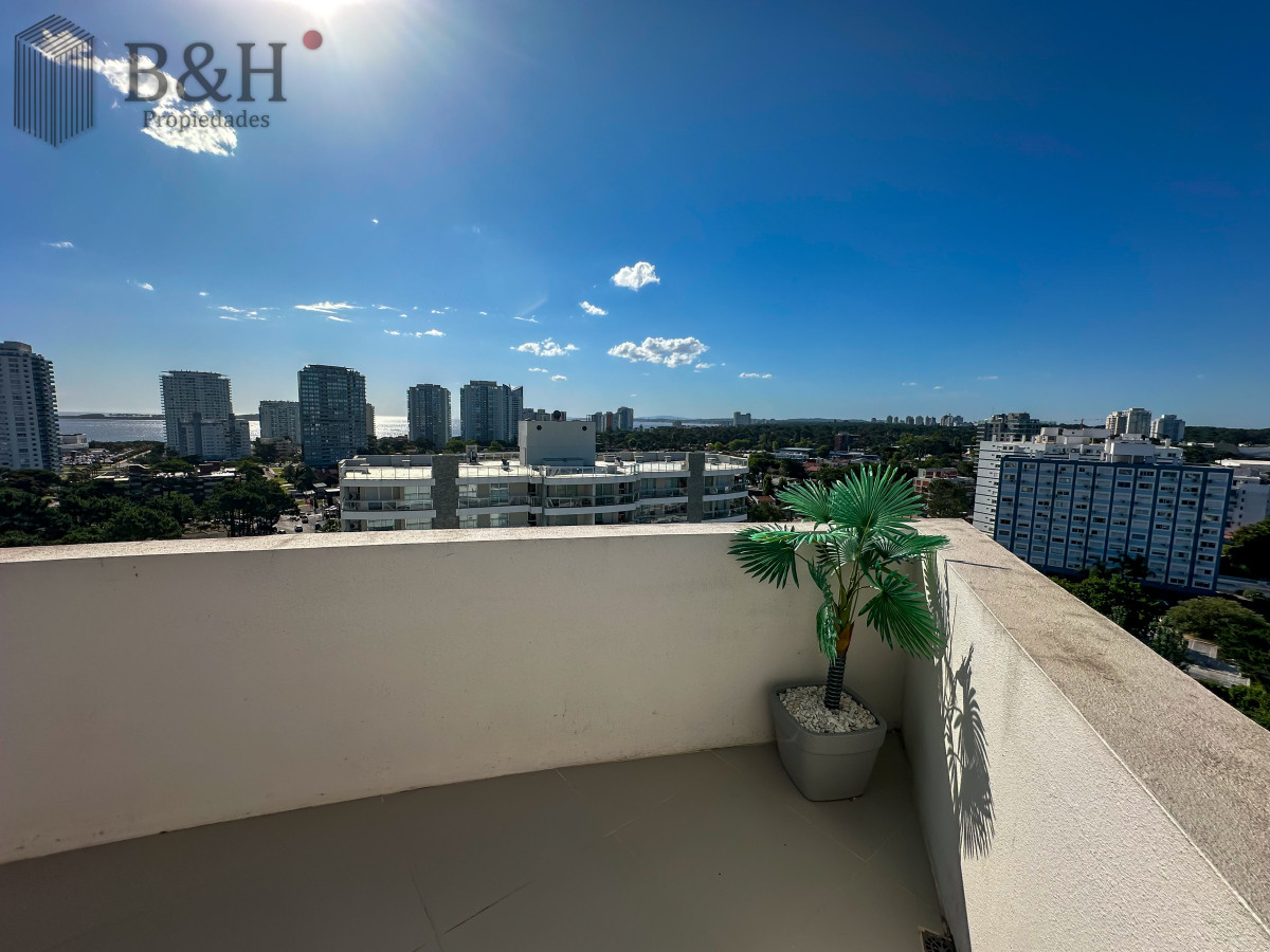 Apartamento ID.7685 - Exclusivo Penthouse con parrillero propio!!!