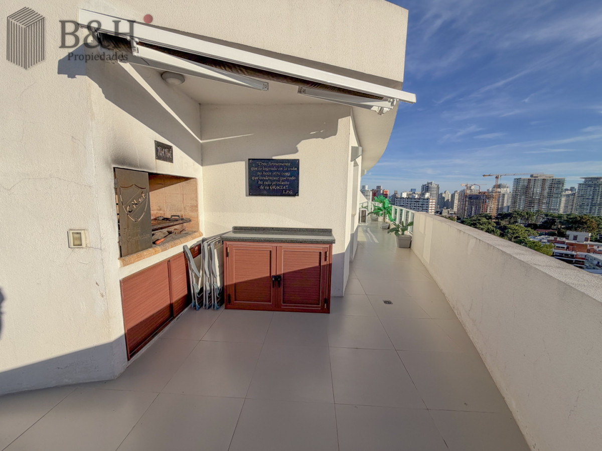 Apartamento ID.7685 - Exclusivo Penthouse con parrillero propio!!!