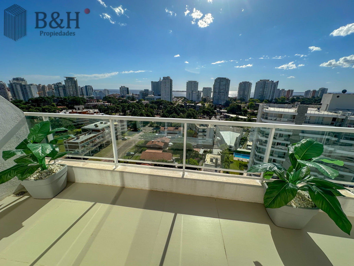 Apartamento ID.7685 - Exclusivo Penthouse con parrillero propio!!!