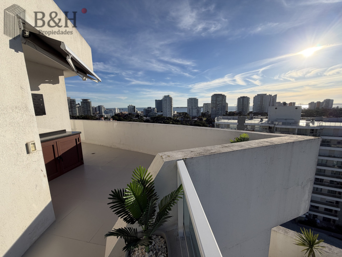 Apartamento ID.7685 - Exclusivo Penthouse con parrillero propio!!!