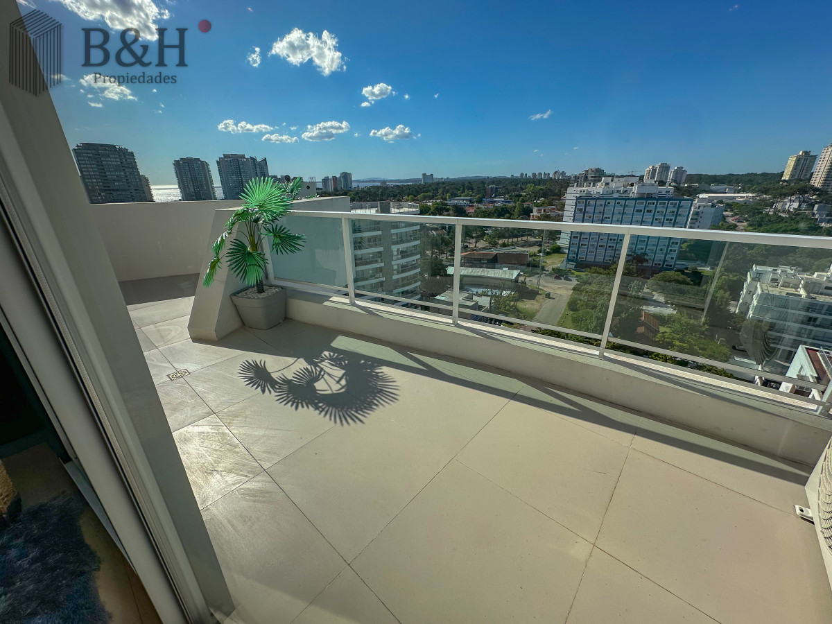 Apartamento ID.7685 - Exclusivo Penthouse con parrillero propio!!!