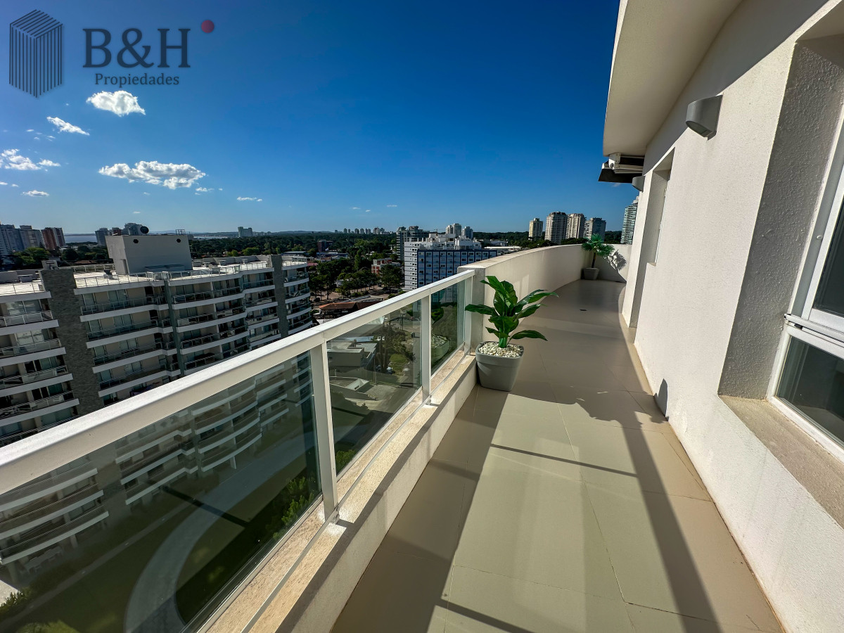 Apartamento ID.7685 - Exclusivo Penthouse con parrillero propio!!!