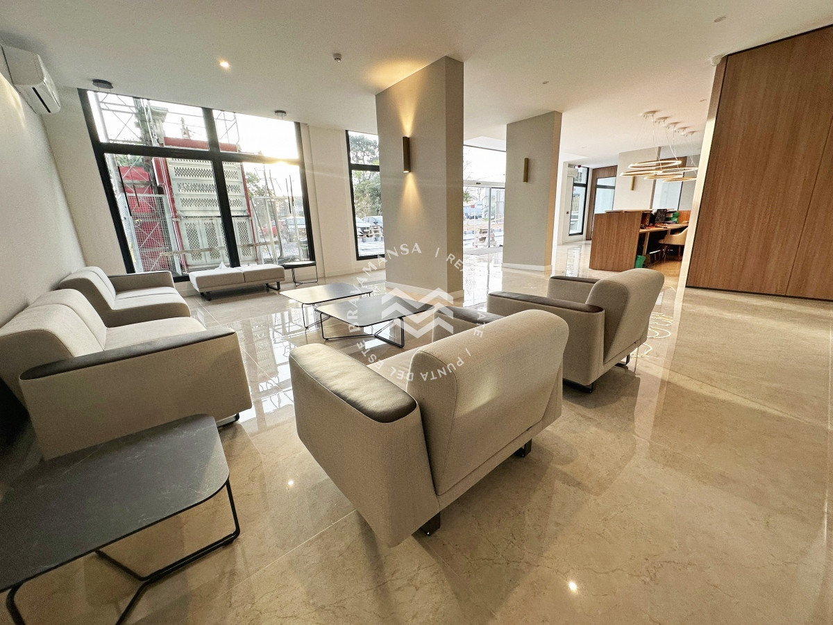 Apartamento ID.981 - Monoambiente en alquiler en View Punta del Este