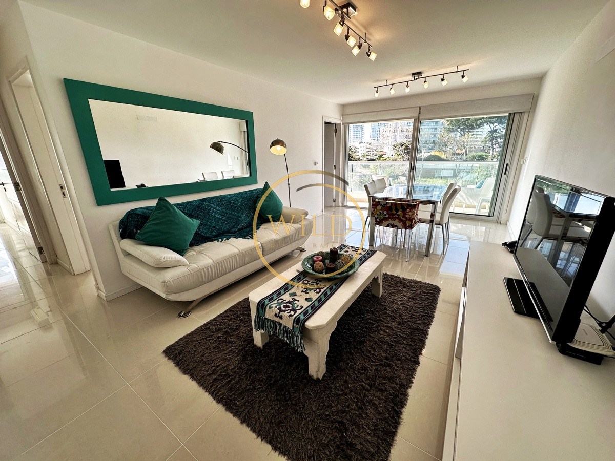 Apartamento ID.2330 - Icon Brava en oportunidad! Punta del Este a pasos del Mar