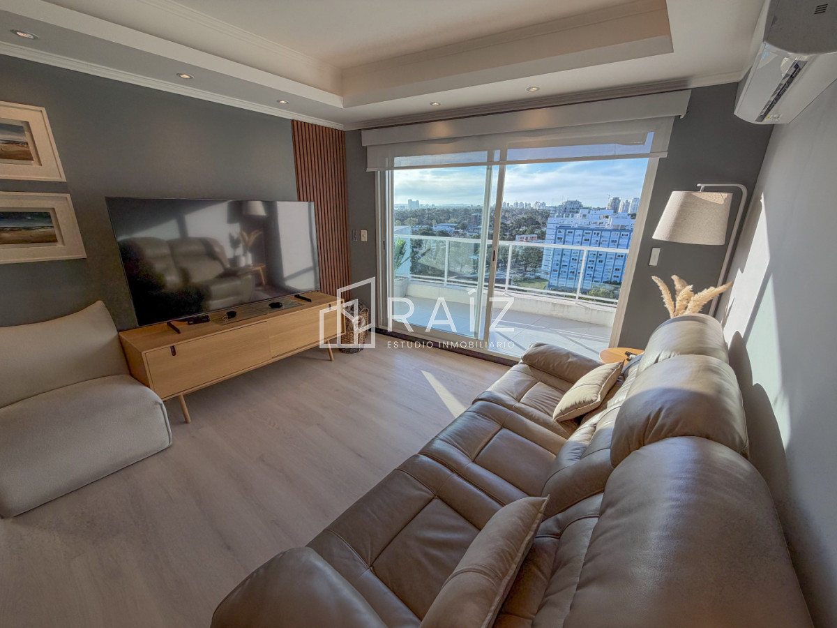 Apartamento ID.12101 - VENTA APARTAMENTO PENTHOUSE 3 DORMITORIOS AIDY GRILL