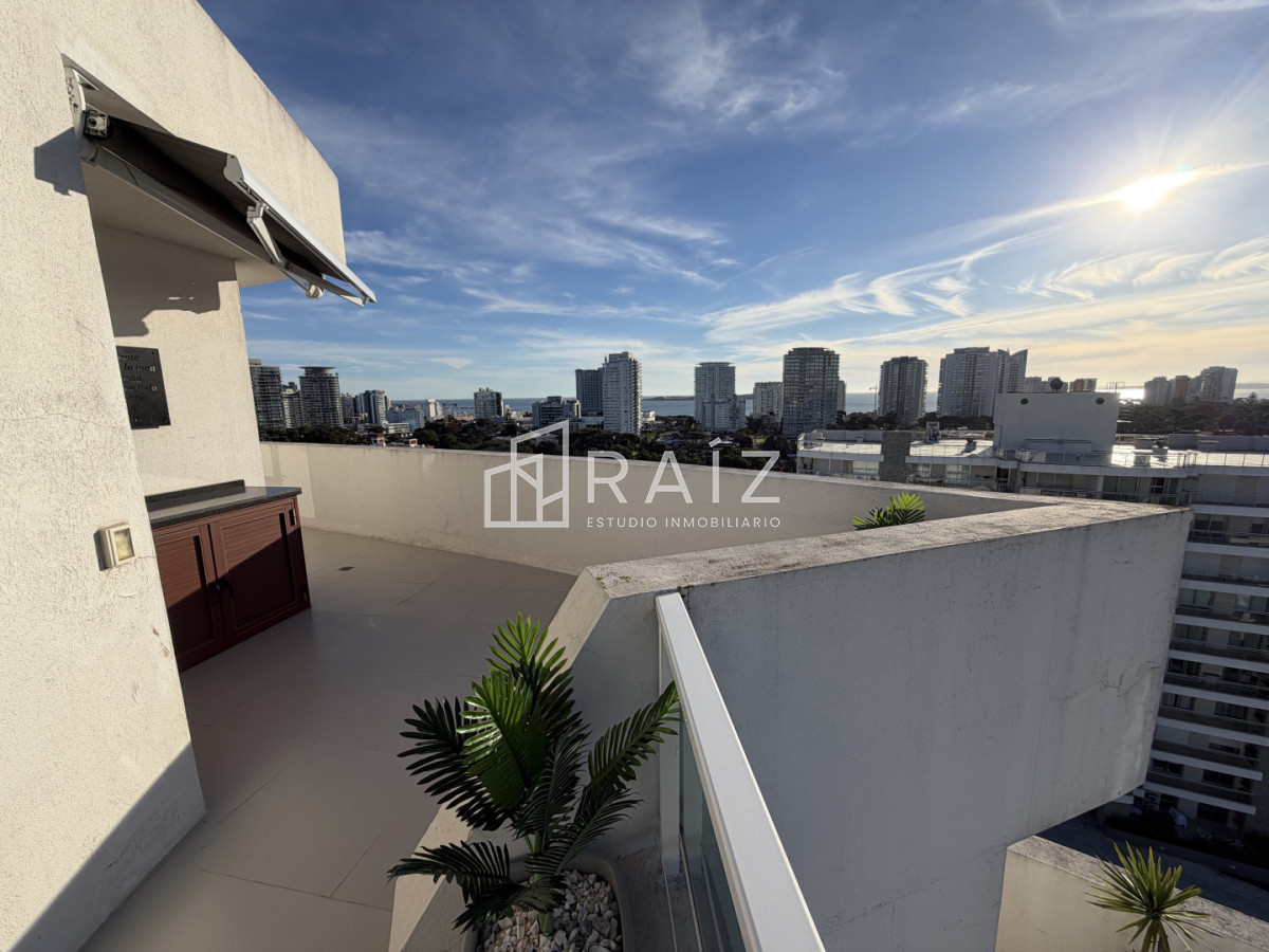 Apartamento ID.12101 - VENTA APARTAMENTO PENTHOUSE 3 DORMITORIOS AIDY GRILL