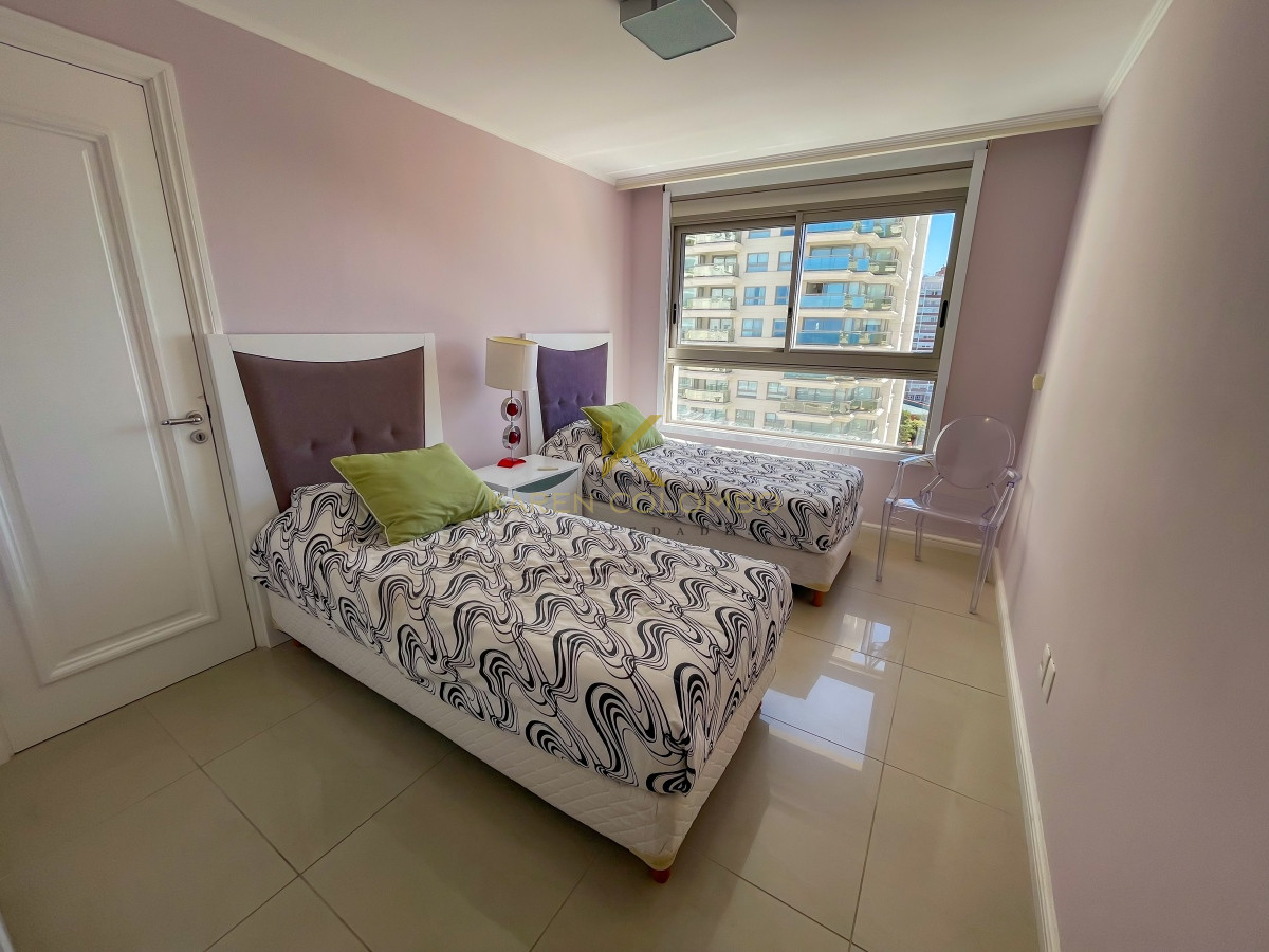 Apartamento ID.21096502 - Exclusivo departamento en alquiler de verano en Imperiale