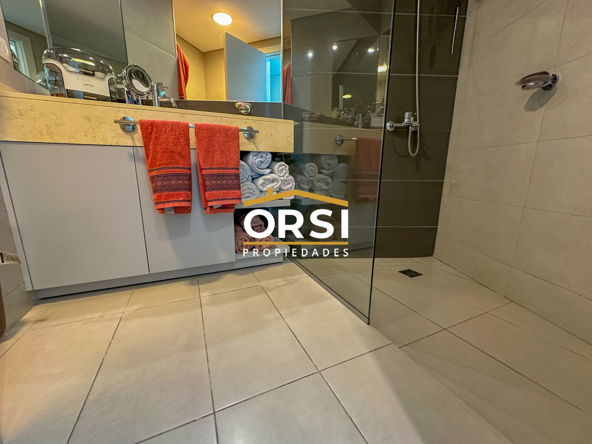 Apartamento ID.257 - Wind Tower Punta del Este - Exclusivo apartamento en piso alto en venta