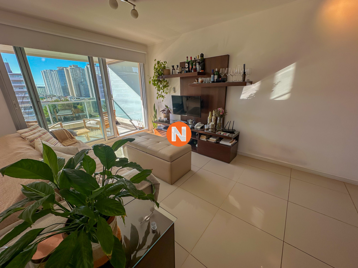 Apartamento Ref.224011 - OPORTUNIDAD! Wind Tower de 2 dormitorios