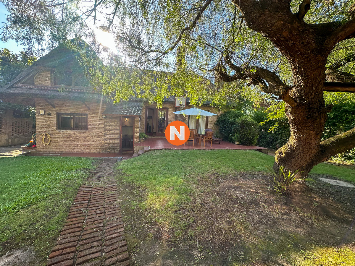 Casa Ref.223158 - Casa en venta en Pinares para disfrutar todo el año