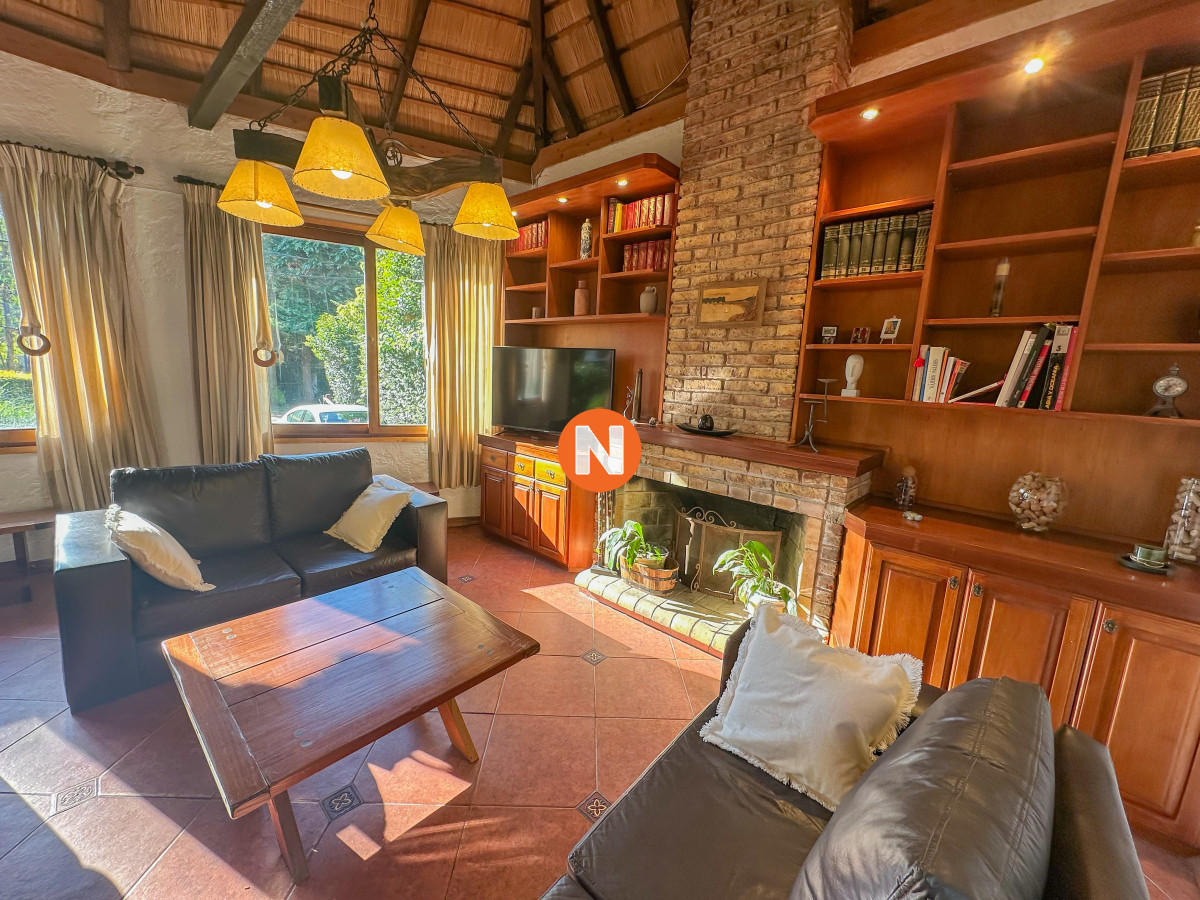 Casa Ref.223158 - Casa en venta en Pinares para disfrutar todo el año